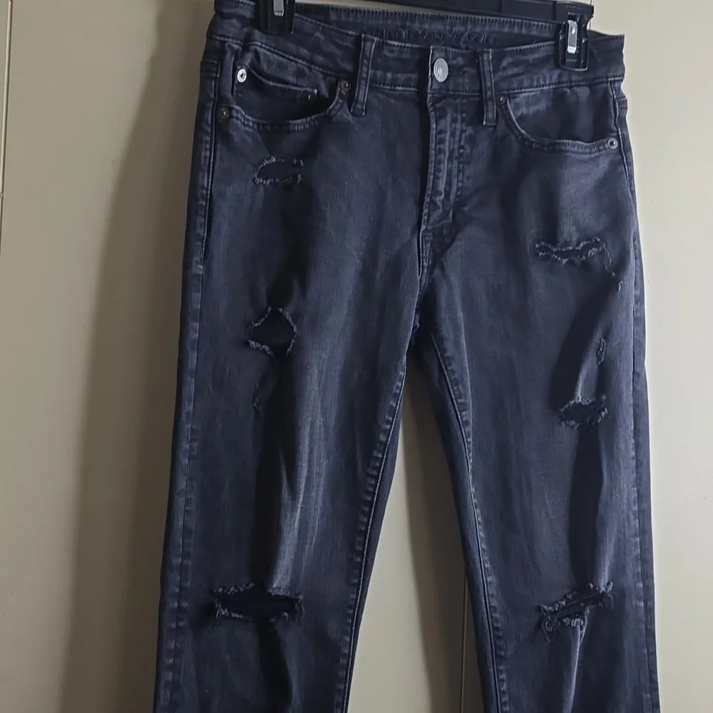 Distressed Gray Women Jeans American Eagle Outditters 28x30 - Picture 5 of 7